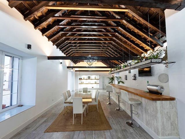 7 bedroom Finca/Country House for sale in Las Cabezas de San Juan with pool - € 1,800,000 (Ref: 9094497)