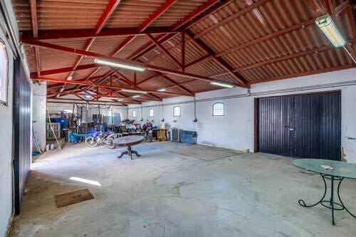 9 soveværelse Finca/Landehus til salg i La Puebla de Cazalla - € 1.800.000 (Ref: 9114836)