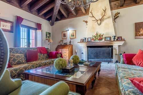 9 soveværelse Finca/Landehus til salg i La Puebla de Cazalla - € 1.800.000 (Ref: 9114836)