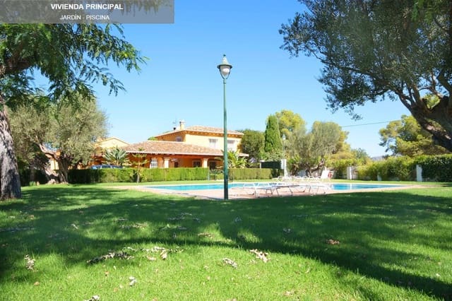 7 bedroom Finca/Country House for sale in Bétera with pool - € 1,500,000 (Ref: 9201542)
