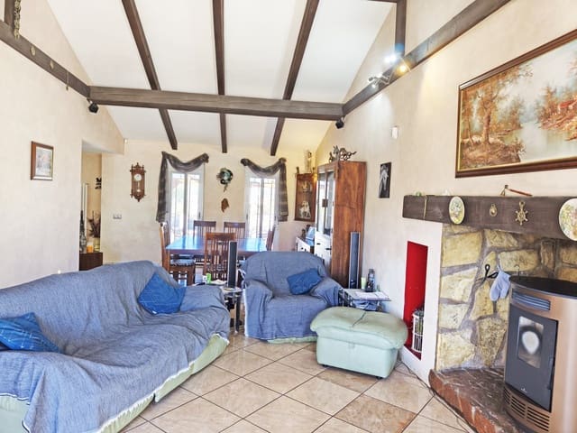 4 soveværelse Finca/Landehus til salg i Serón med swimmingpool - € 375.000 (Ref: 9393591)