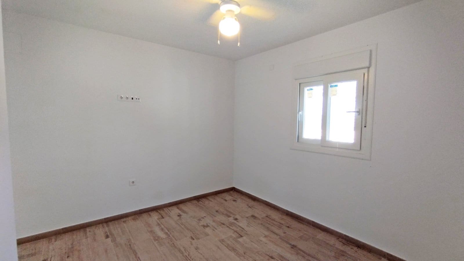 2 soveværelse Villa til salg i Chiclana de la Frontera - € 269.000 (Ref: 9866108)