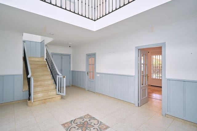 6 soverom Finca/Herregård til salgs i Olvera med svømmebasseng - € 450 000 (Ref: 9999053)