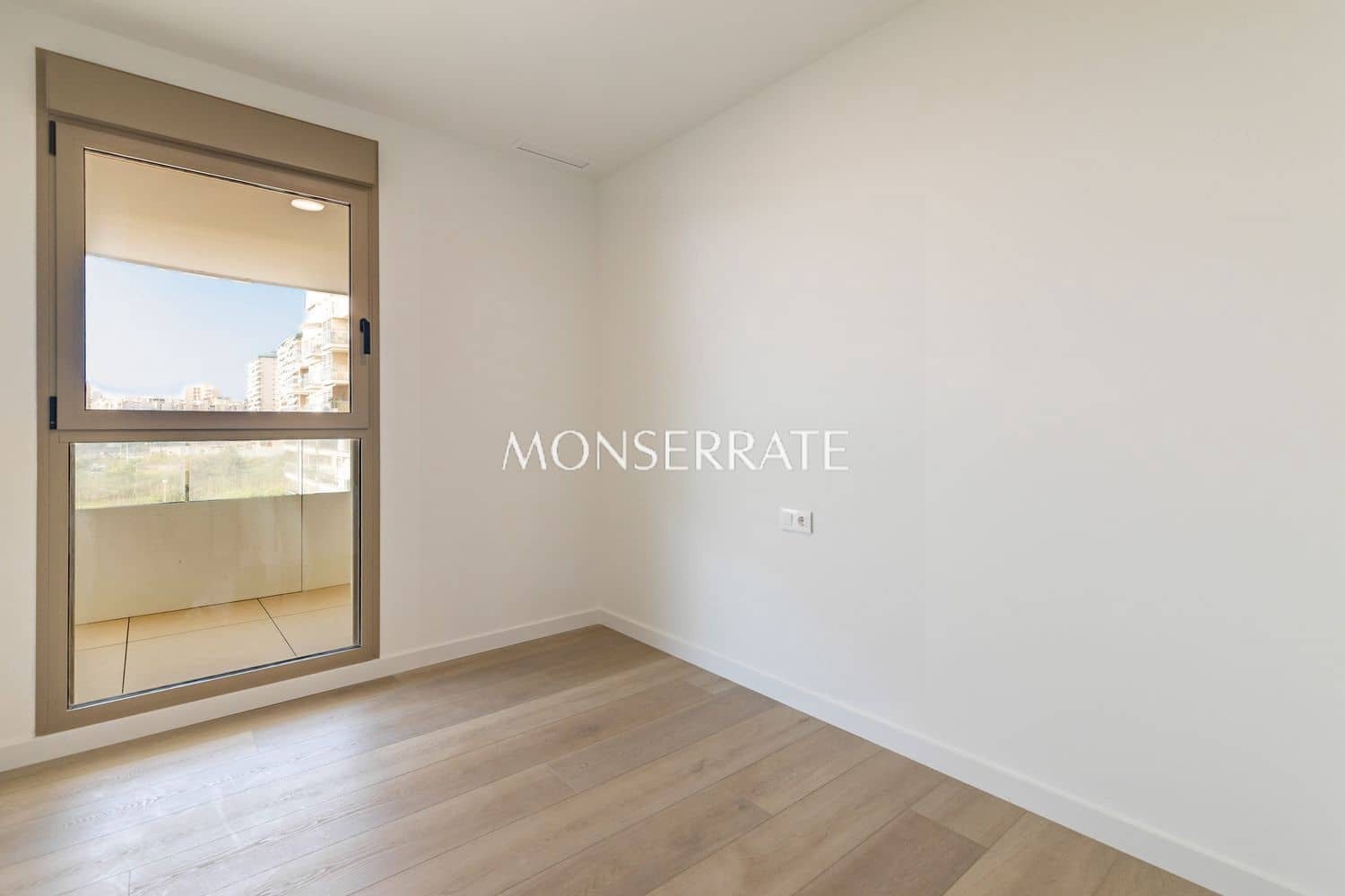 Apartamento de 2 habitaciones en Puig en venta con piscina garaje - 415.000 € (Ref: 10004954)