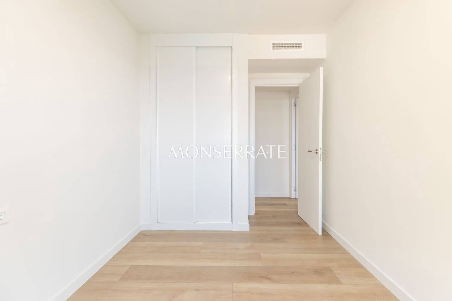 Apartamento de 2 habitaciones en Puig en venta con piscina garaje - 415.000 € (Ref: 10004954)