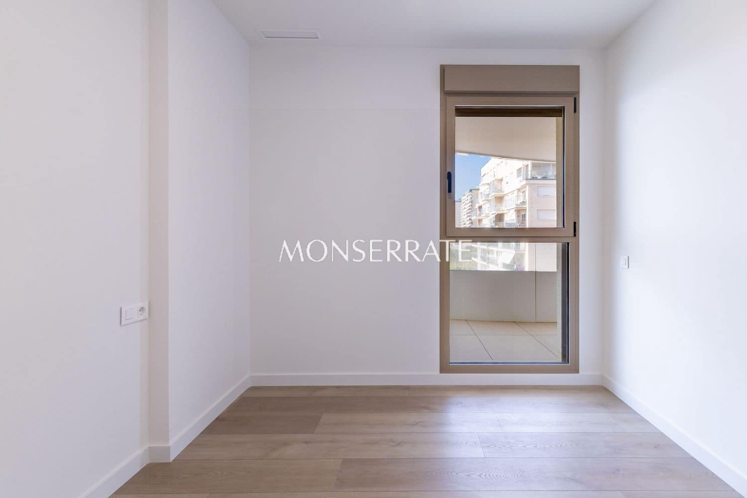 Apartamento de 2 habitaciones en Puig en venta con piscina garaje - 415.000 € (Ref: 10004954)