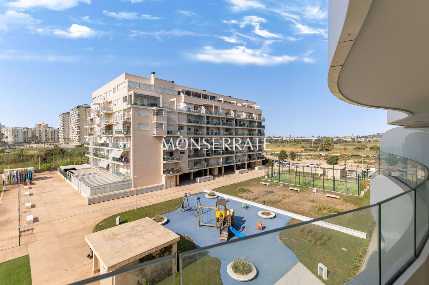 Apartamento de 2 habitaciones en Puig en venta con piscina garaje - 415.000 € (Ref: 10004954)