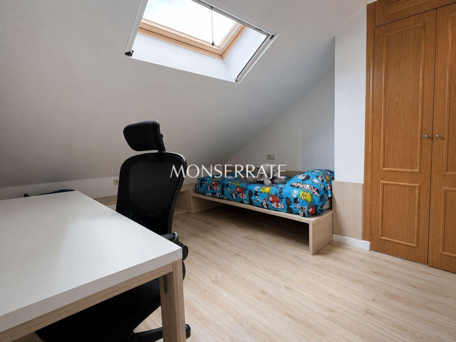 Appartement de 4 chambres à louer à Valence ville avec garage - 2 400 € (Ref: 10012783)