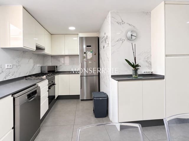 Appartement de 4 chambres à louer à Sant Antoni, Valence ville avec garage - 2 400 € (Ref: 10012783)