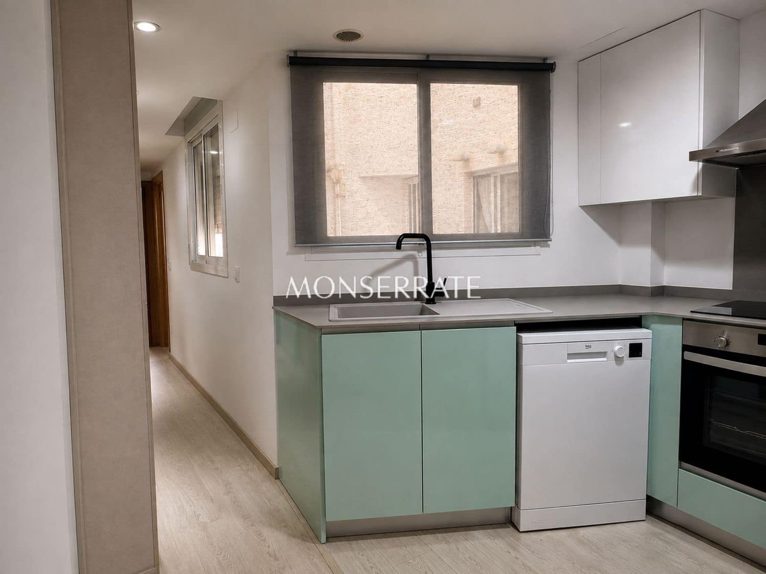 2 soveværelse Lejlighed til leje i Valencia by med garage - € 1.650 (Ref: 10015078)