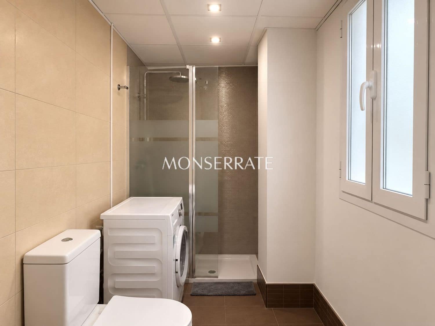 2 soveværelse Lejlighed til leje i Valencia by med garage - € 1.650 (Ref: 10015078)