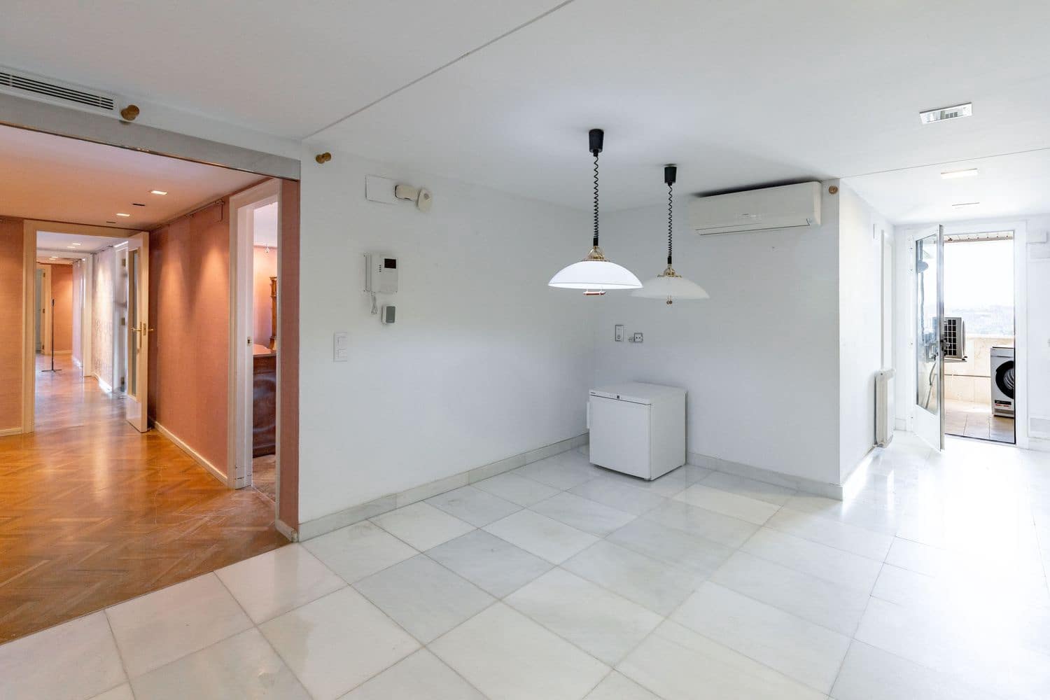 5 quarto Apartamento para venda em Valencia cidade com garagem - 1 750 000 € (Ref: 10029945)