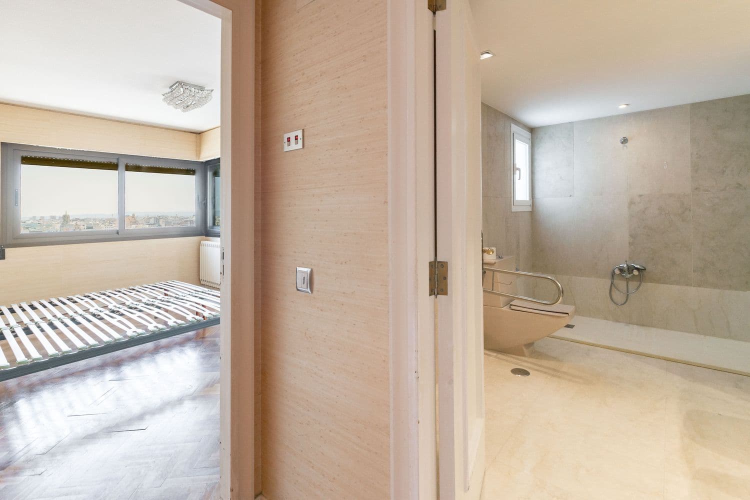 5 quarto Apartamento para venda em Valencia cidade com garagem - 1 750 000 € (Ref: 10029945)