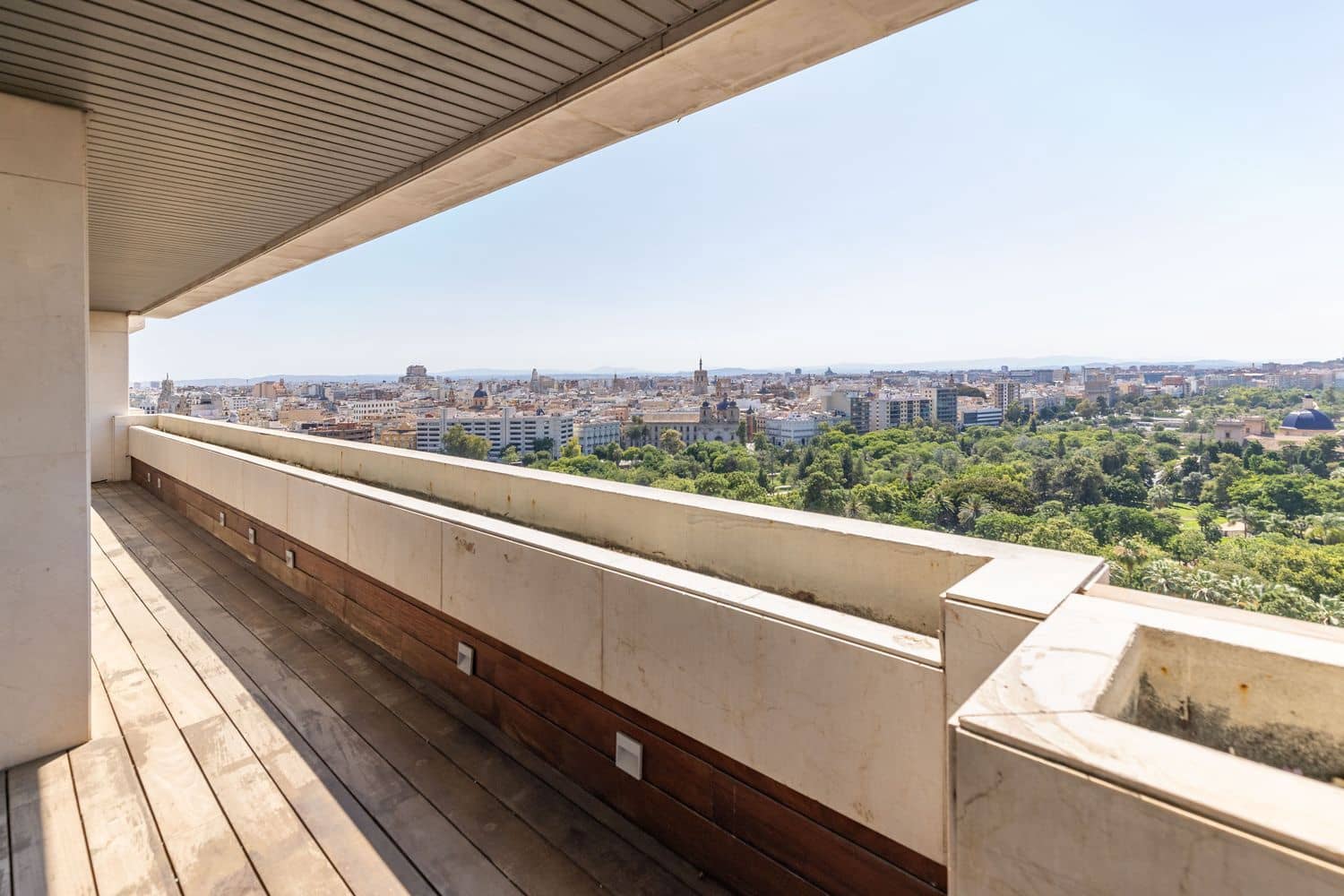 5 quarto Apartamento para venda em Valencia cidade com garagem - 1 750 000 € (Ref: 10029945)
