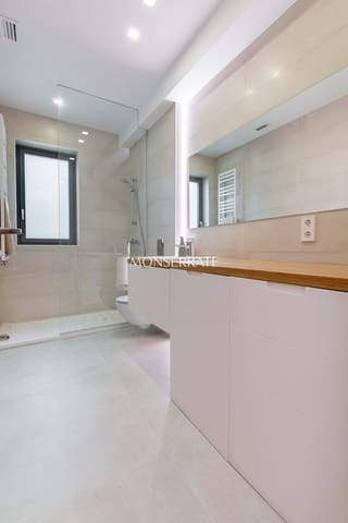 Appartement de 3 chambres à louer à La Gran Via, Valence ville avec garage - 3 300 € (Ref: 10044492)