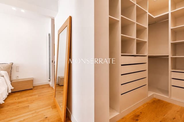Appartement de 3 chambres à louer à La Gran Via, Valence ville avec garage - 3 300 € (Ref: 10044492)