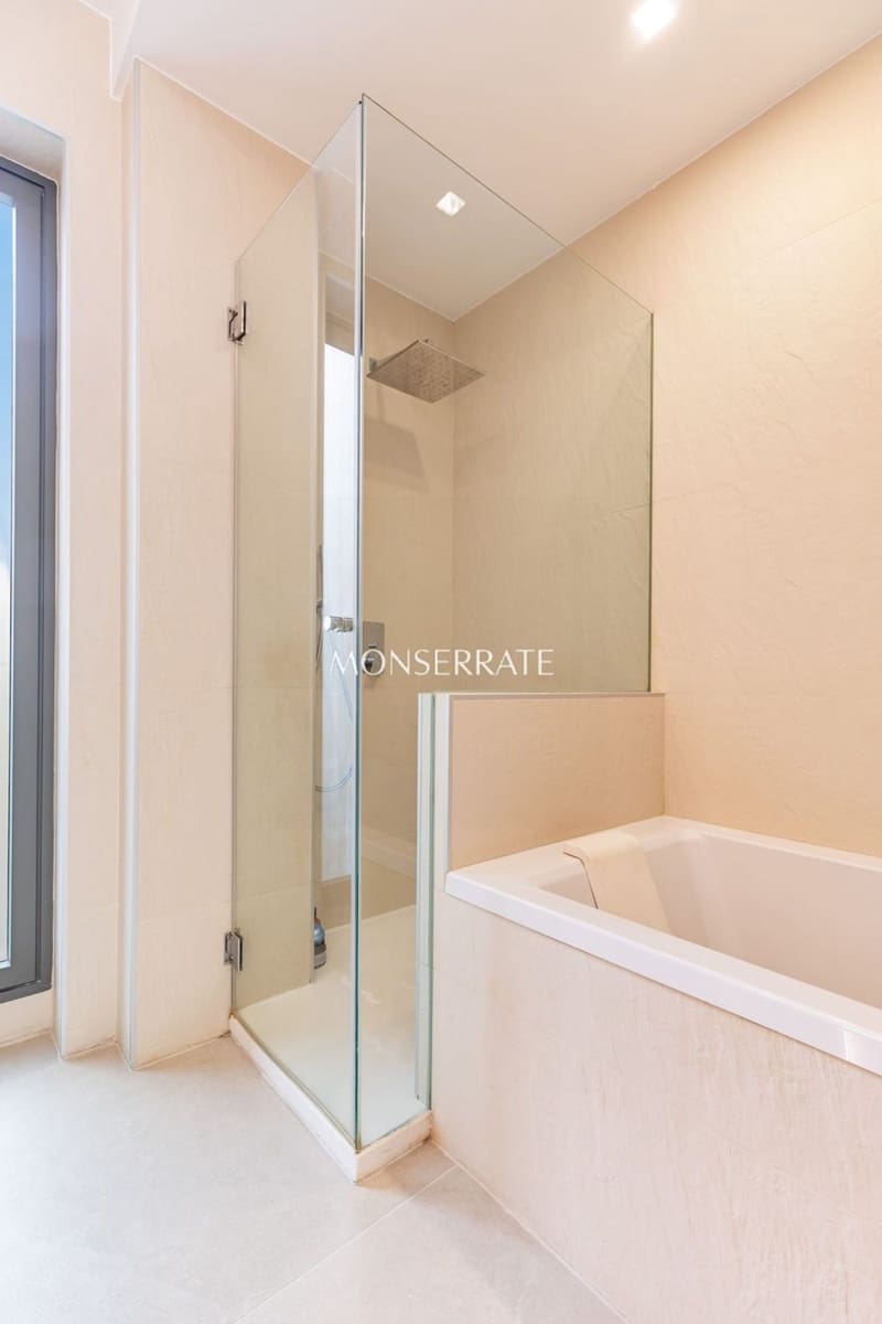 Appartement de 3 chambres à louer à Valence ville avec garage - 3 300 € (Ref: 10044492)