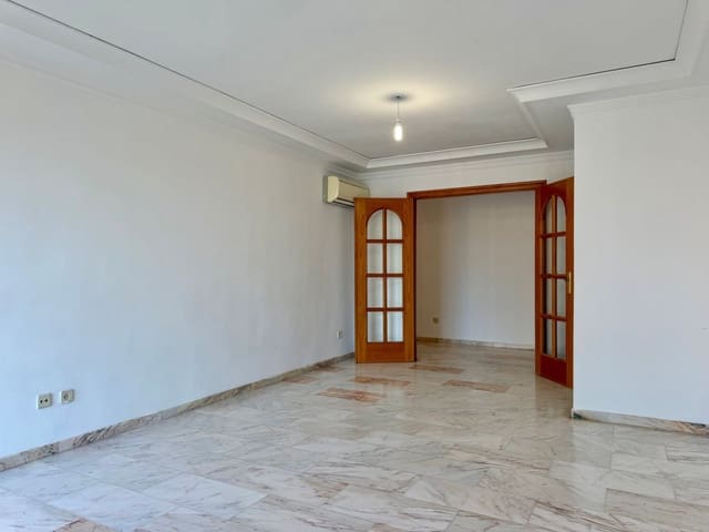 Apartamento de 4 habitaciones en L'Illa Perduda, València ciudad en alquiler con garaje - 1.700 € (Ref: 10063826)
