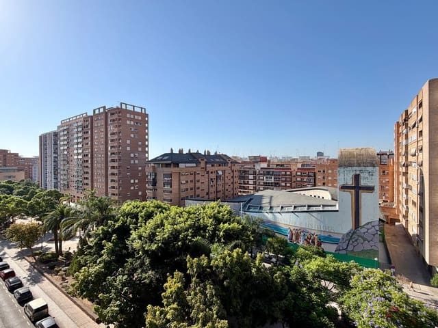 Apartamento de 4 habitaciones en L'Illa Perduda, València ciudad en alquiler con garaje - 1.700 € (Ref: 10063826)
