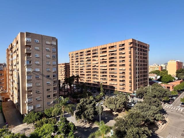 Apartamento de 4 habitaciones en L'Illa Perduda, València ciudad en alquiler con garaje - 1.700 € (Ref: 10063826)