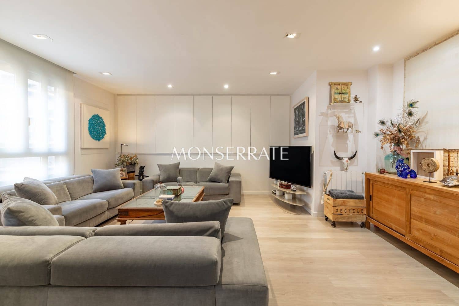 4 camera da letto Appartamento da affittare in Valencia citta con garage - 3.200 € (Rif: 10070369)