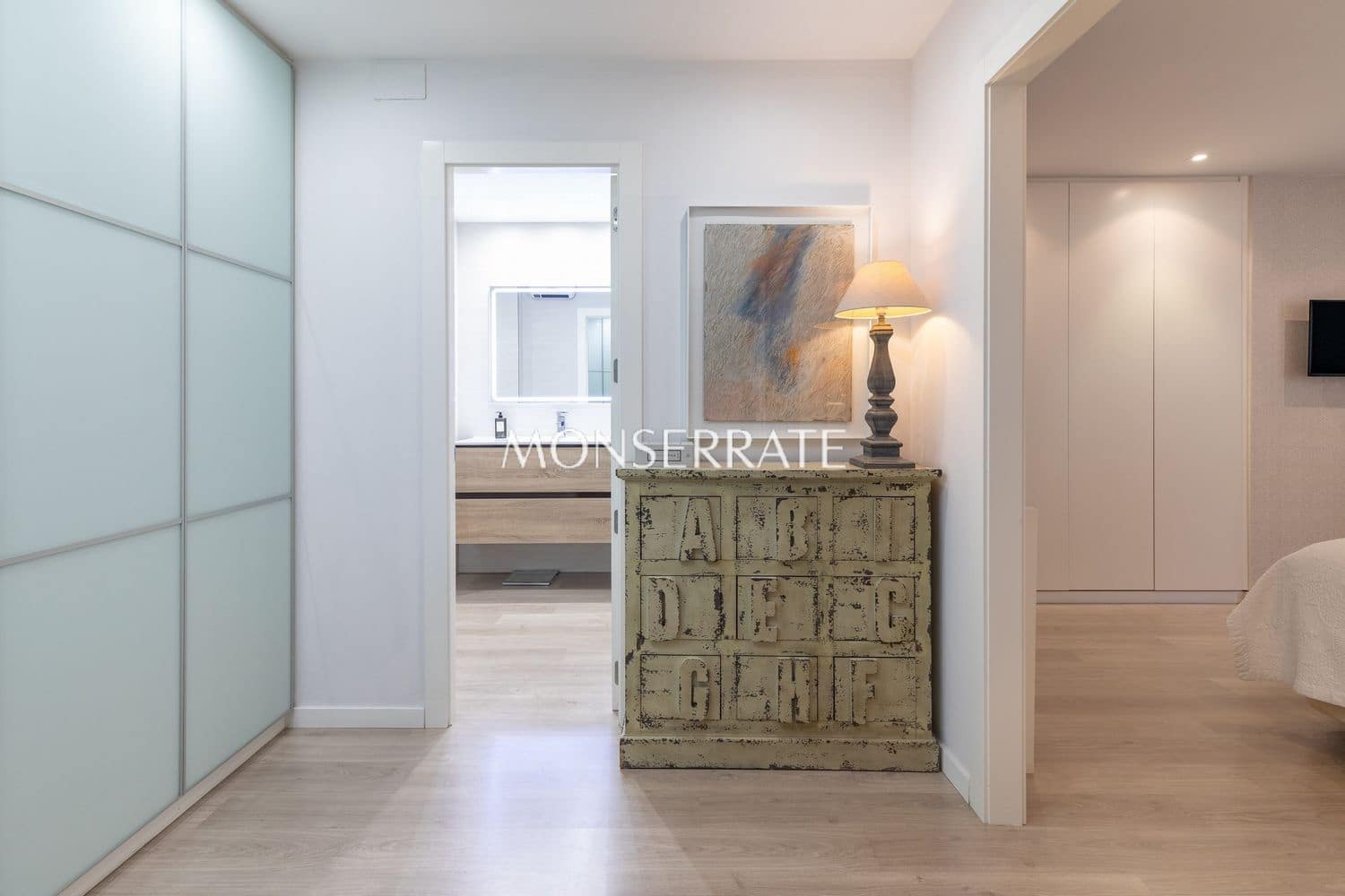 4 camera da letto Appartamento da affittare in Valencia citta con garage - 3.200 € (Rif: 10070369)