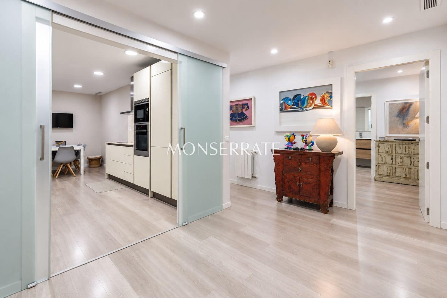 4 camera da letto Appartamento da affittare in Valencia citta con garage - 3.200 € (Rif: 10070369)