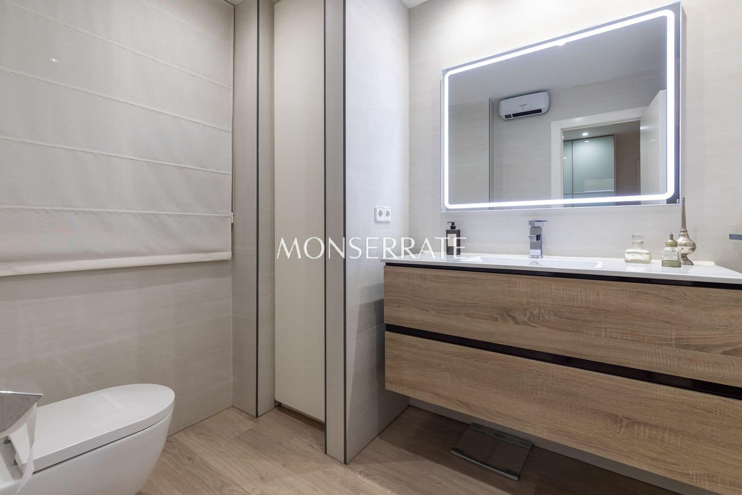 4 camera da letto Appartamento da affittare in Valencia citta con garage - 3.200 € (Rif: 10070369)