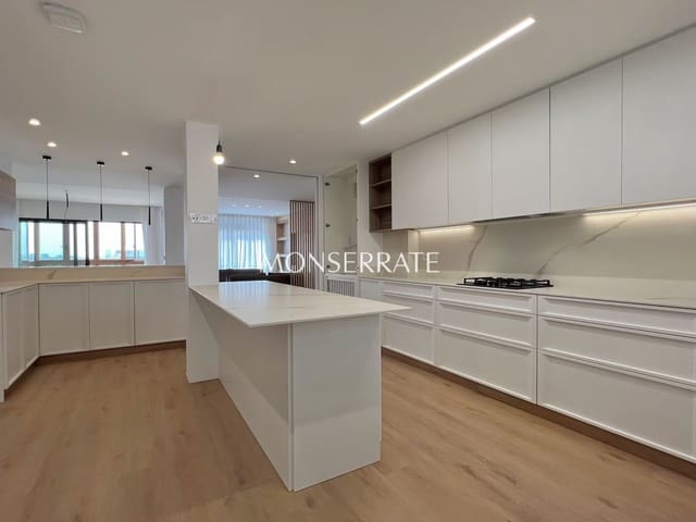4 makuuhuone Huoneisto vuokrattavana paikassa Jaume Roig, Valencia kaupunki mukana 
autotalli - 3 900 € (Ref: 10080322)