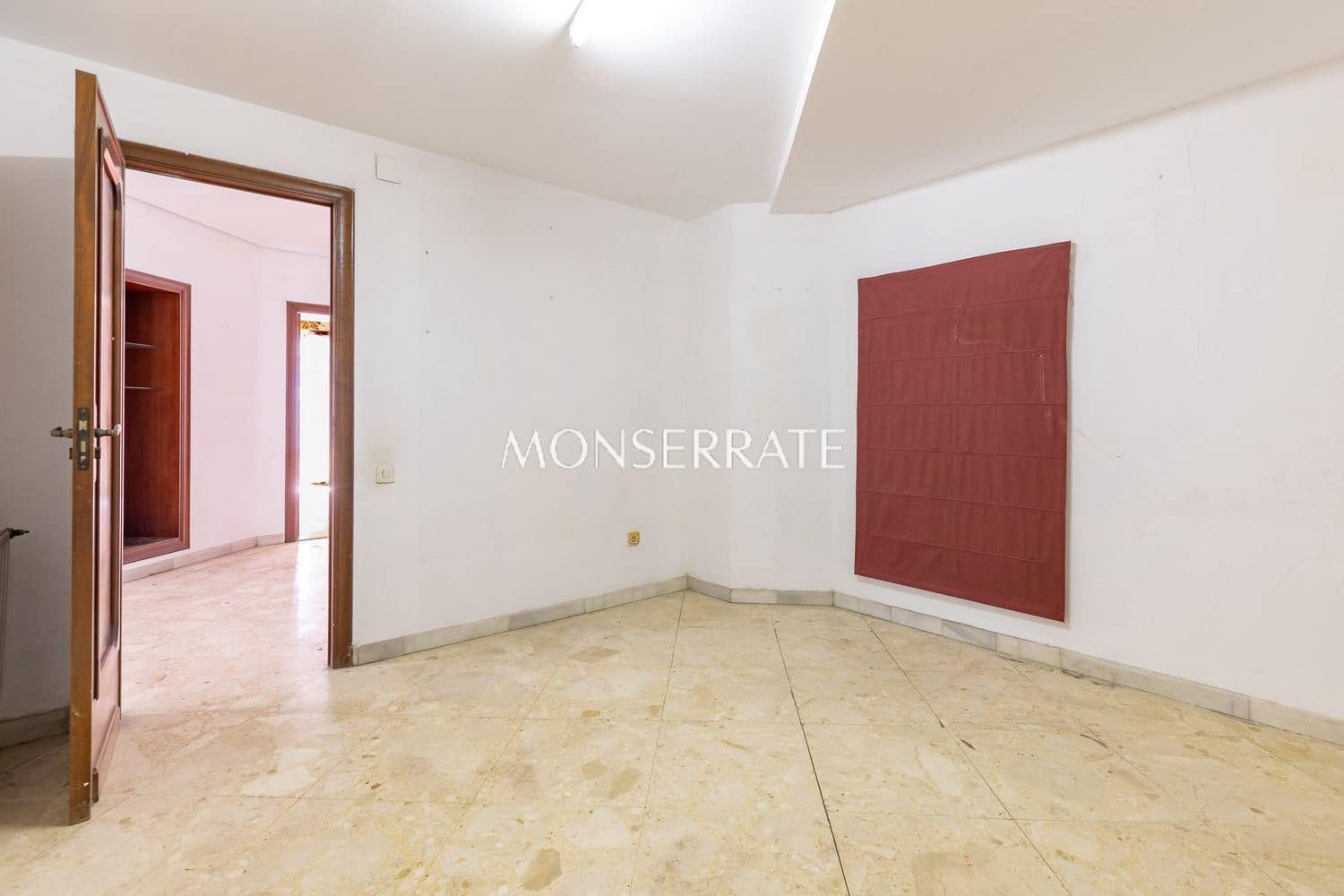 7 bedroom Apartment for sale in Valencia city with garage - € 1,250,000 (Ref: 10085533)