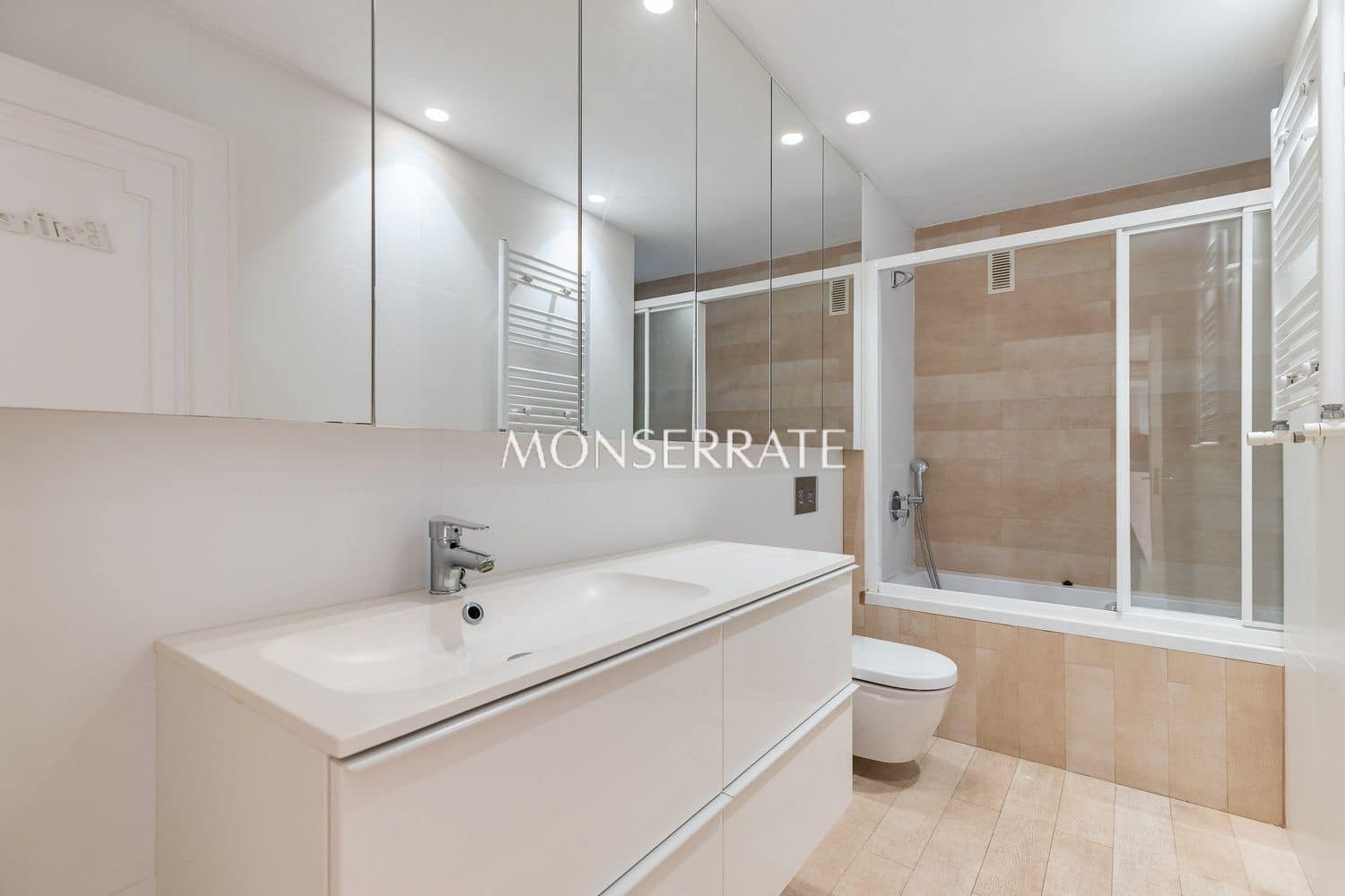 Apartamento de 4 habitaciones en València ciudad en venta con garaje - 1.200.000 € (Ref: 10088792)
