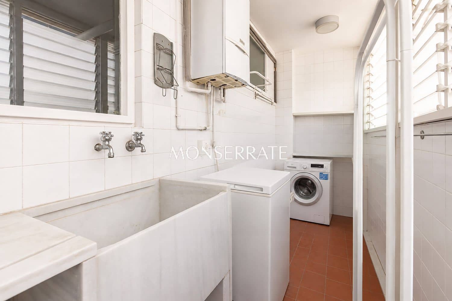 Apartamento de 4 habitaciones en València ciudad en venta con garaje - 1.200.000 € (Ref: 10088792)