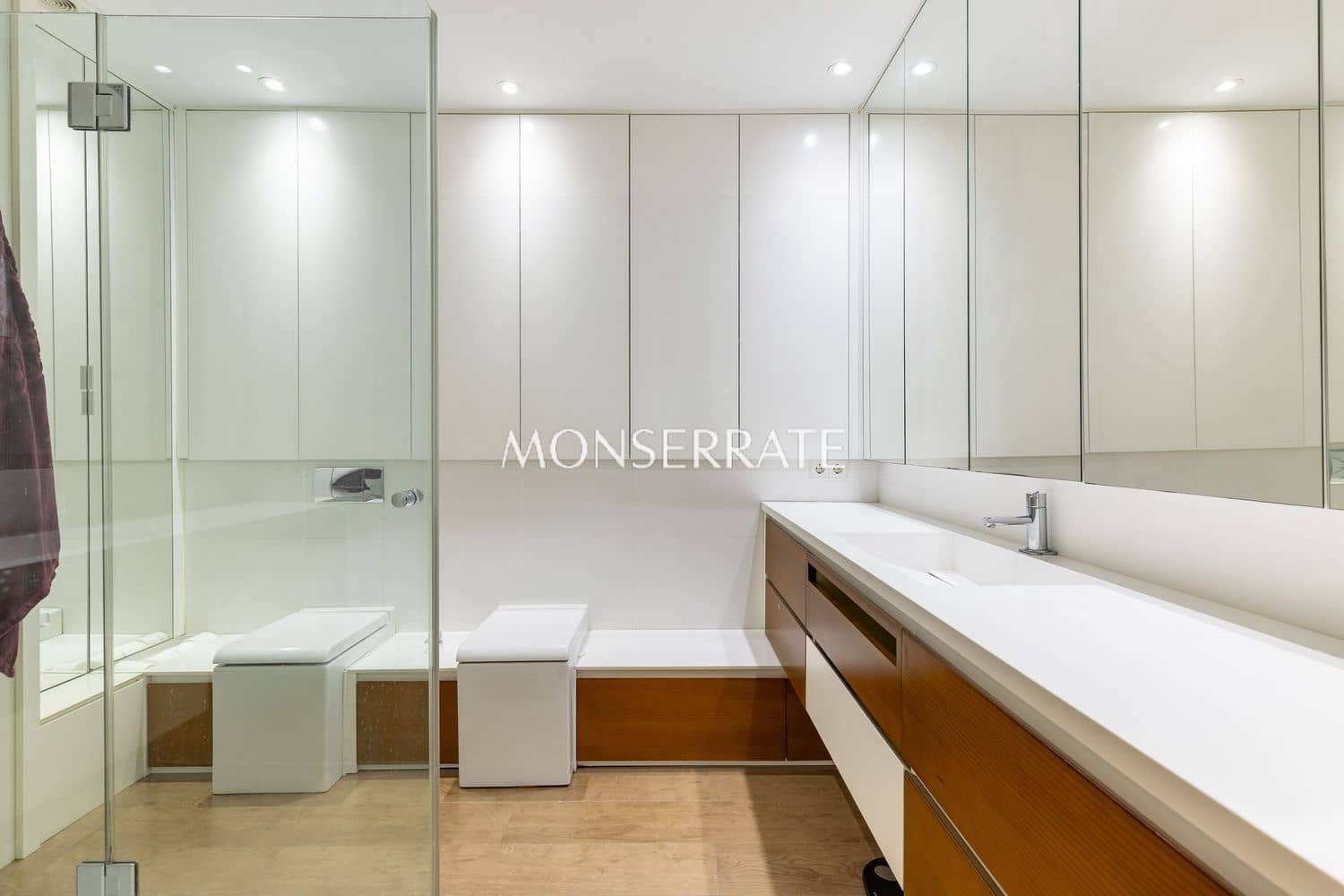 Apartamento de 4 habitaciones en València ciudad en venta con garaje - 1.200.000 € (Ref: 10088792)