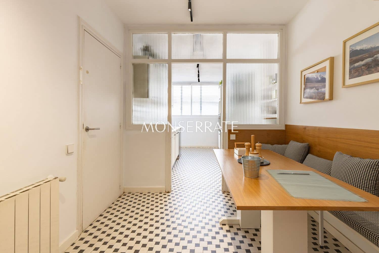 Apartamento de 4 habitaciones en València ciudad en venta con garaje - 1.200.000 € (Ref: 10088792)