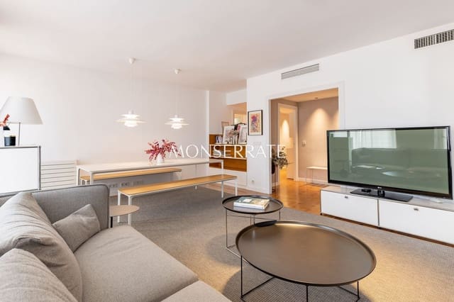 Apartamento de 4 habitaciones en Jaume Roig, València ciudad en venta con garaje - 1.200.000 € (Ref: 10088792)