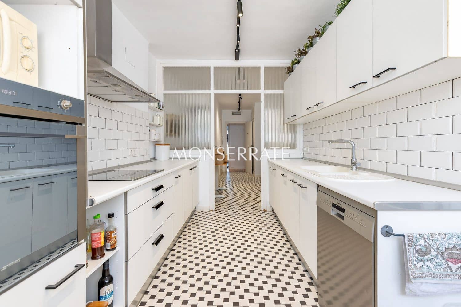 Apartamento de 4 habitaciones en València ciudad en venta con garaje - 1.200.000 € (Ref: 10088792)