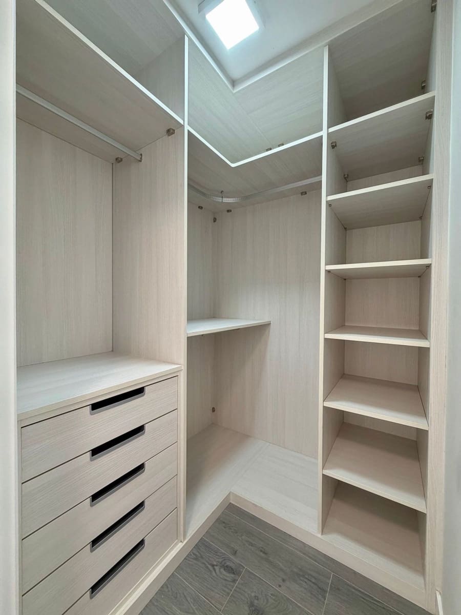 1 soveværelse Lejlighed til leje i Valencia by med swimmingpool garage - € 1.300 (Ref: 10097593)