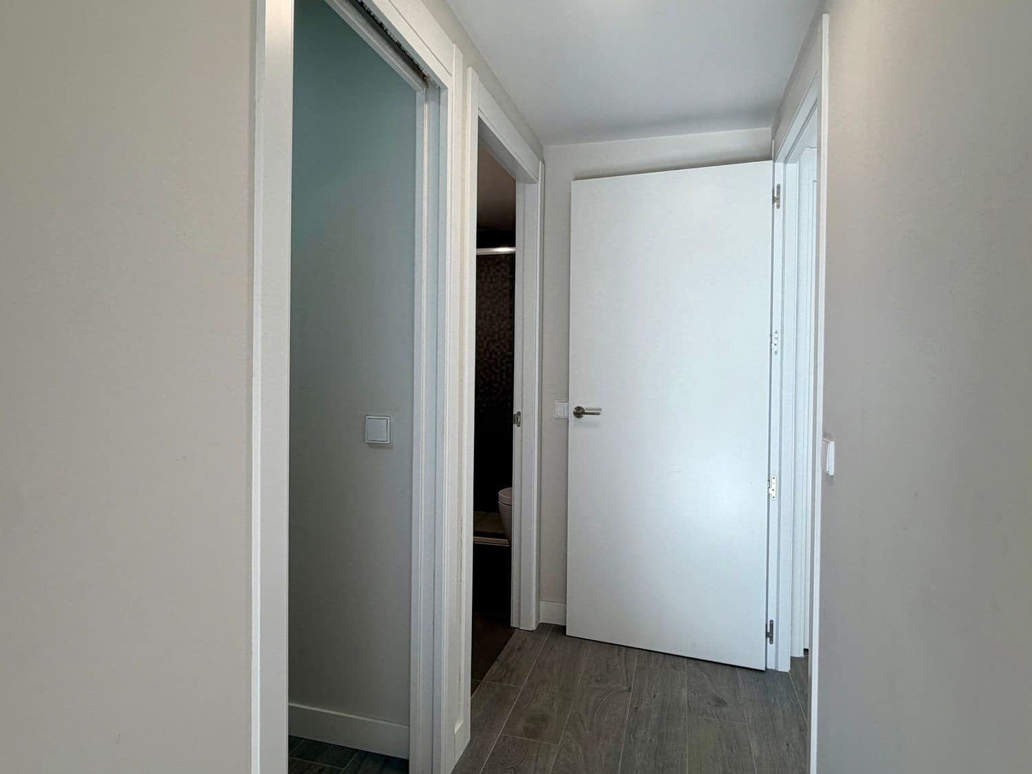 1 soveværelse Lejlighed til leje i Valencia by med swimmingpool garage - € 1.300 (Ref: 10097593)