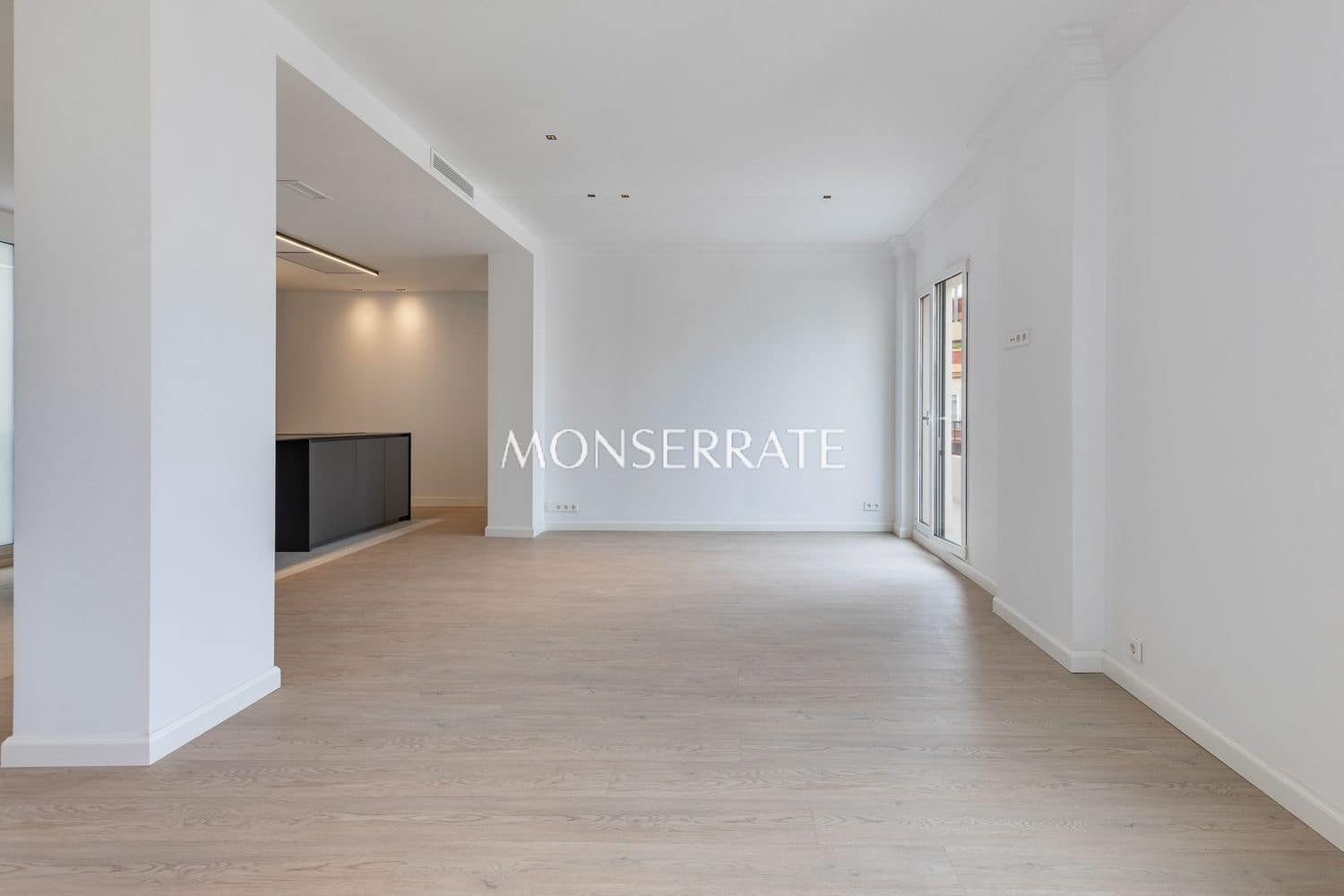 Apartamento de 3 habitaciones en València ciudad en venta con garaje - 765.000 € (Ref: 10106586)