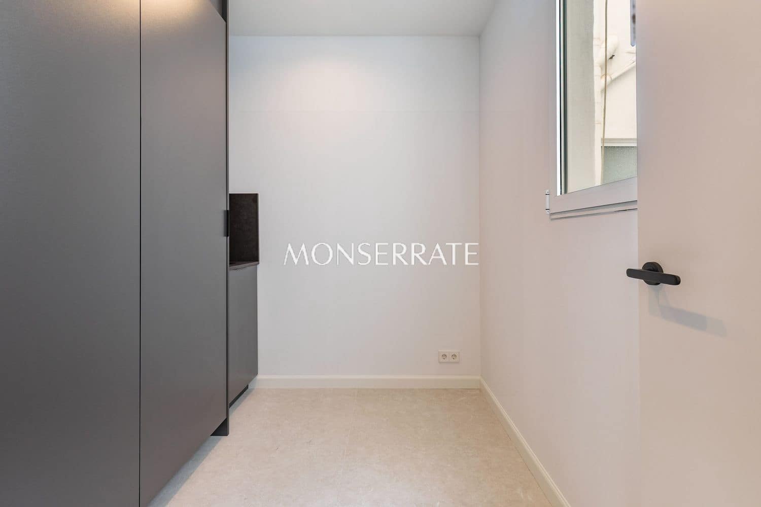 Apartamento de 3 habitaciones en València ciudad en venta con garaje - 765.000 € (Ref: 10106586)