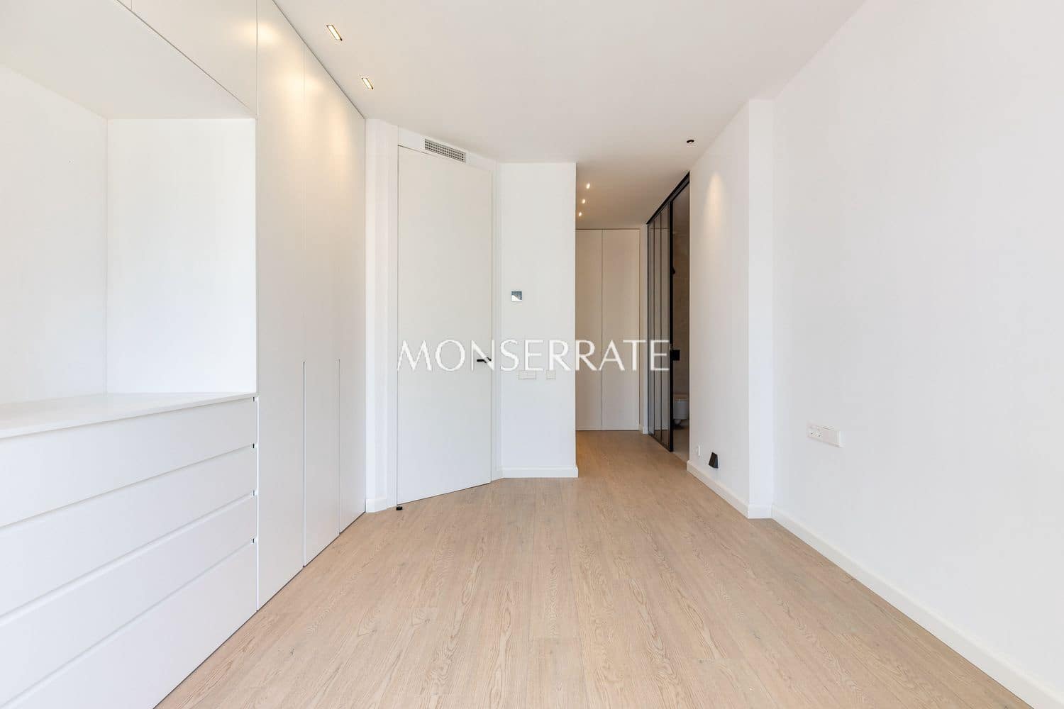 Apartamento de 3 habitaciones en València ciudad en venta con garaje - 765.000 € (Ref: 10106586)