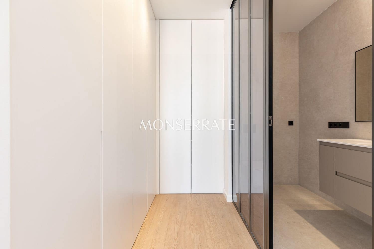 Apartamento de 3 habitaciones en València ciudad en venta con garaje - 765.000 € (Ref: 10106586)
