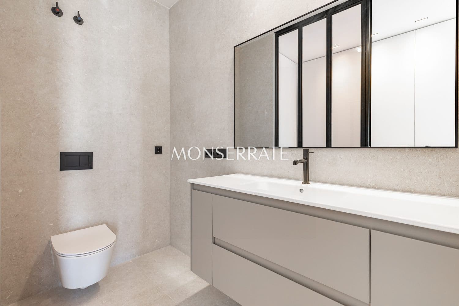 Apartamento de 3 habitaciones en València ciudad en venta con garaje - 765.000 € (Ref: 10106586)