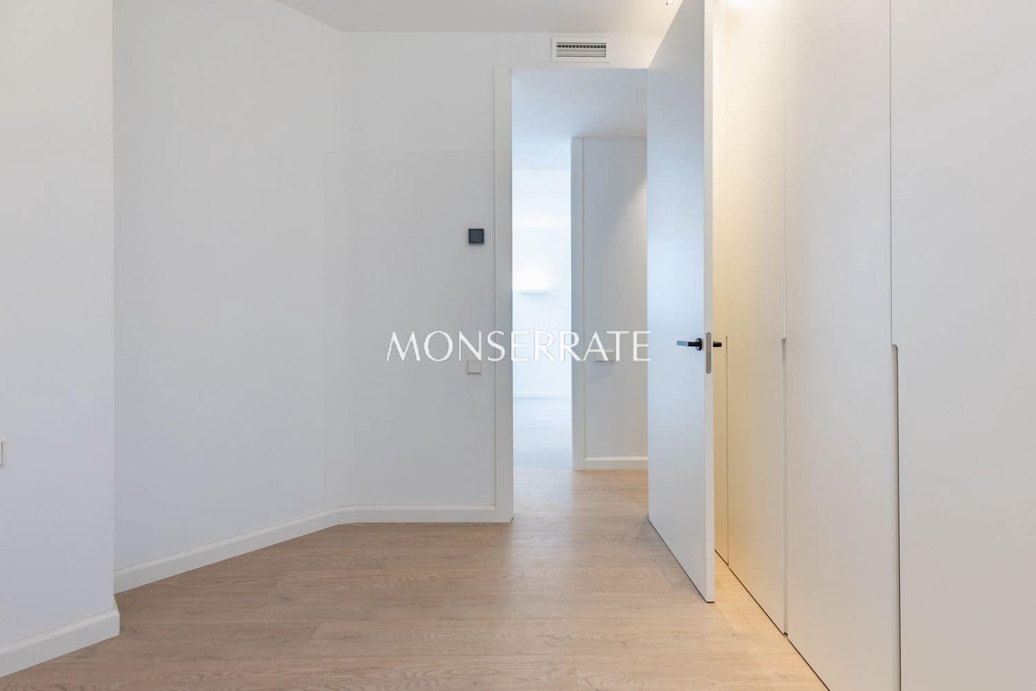 Apartamento de 3 habitaciones en València ciudad en venta con garaje - 765.000 € (Ref: 10106586)