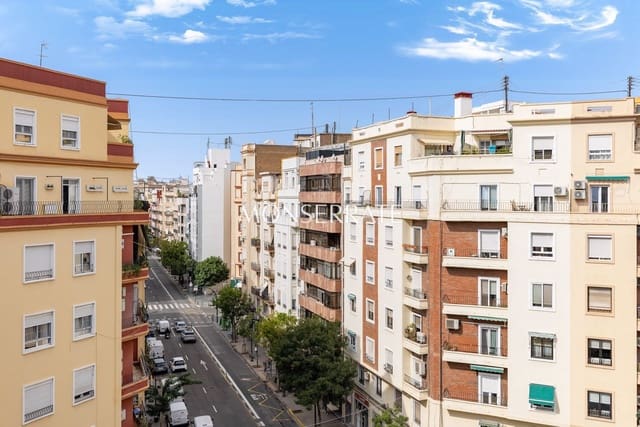 Apartamento de 3 habitaciones en Russafa, València ciudad en venta con garaje - 765.000 € (Ref: 10106586)