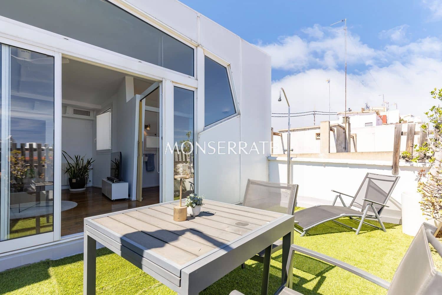 1 bedroom Apartment for sale in Valencia city with garage - € 568,000 (Ref: 10114627)