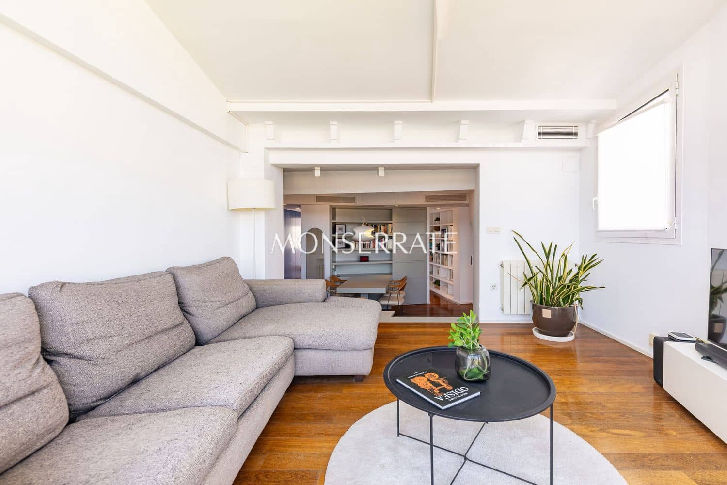 1 bedroom Apartment for sale in Valencia city with garage - € 568,000 (Ref: 10114627)