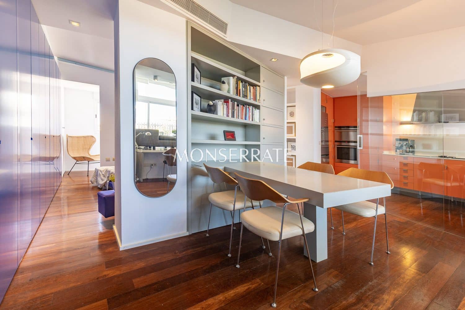 1 bedroom Apartment for sale in Valencia city with garage - € 568,000 (Ref: 10114627)