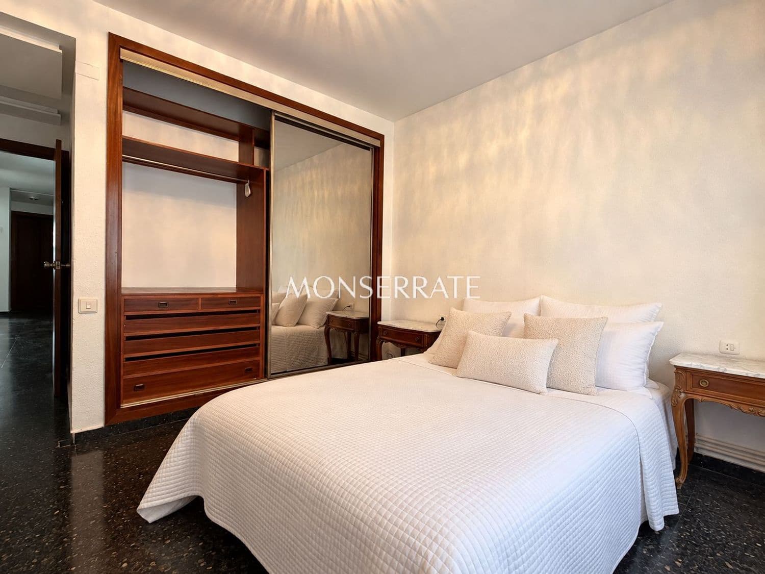 5 camera da letto Appartamento da affittare in Valencia citta con garage - 2.000 € (Rif: 10114628)