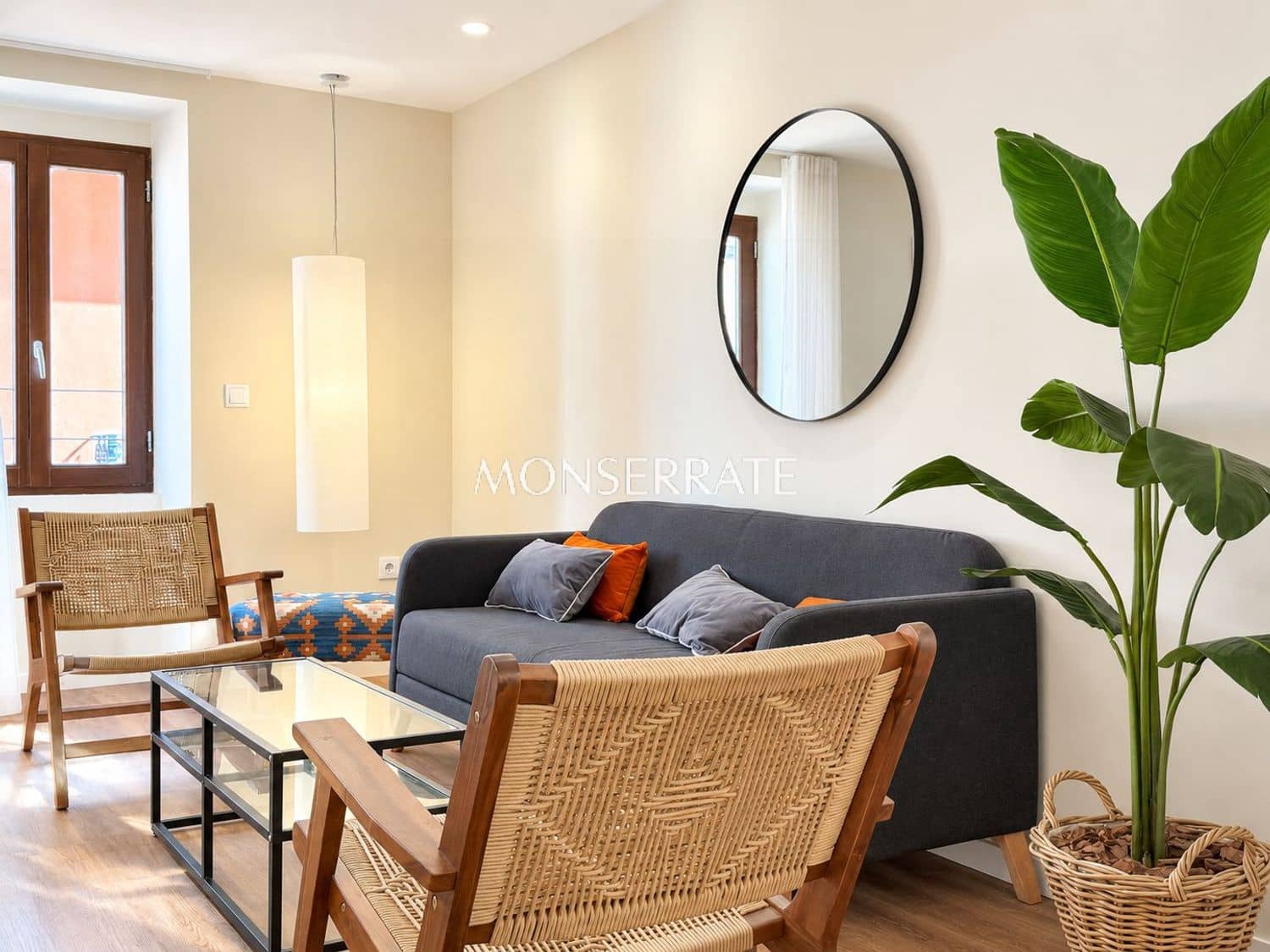 3 soverom Leilighet til leie i Valencia by med garasje - € 2 400 (Ref: 10118609)
